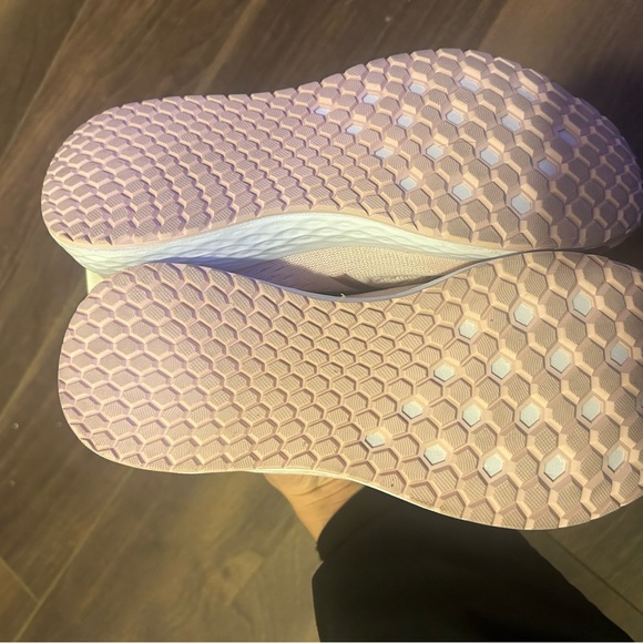 Brand new New Balance running sneakers - Picture 4 of 5